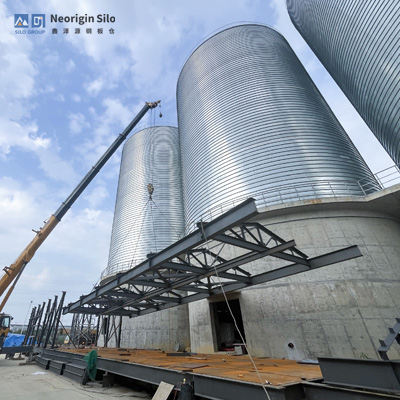 石灰石粉钢筒仓