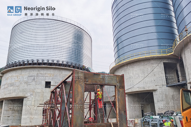 Melamine storage silo